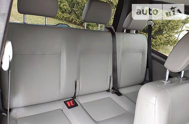 Мінівен Volkswagen Transporter 2010 в 