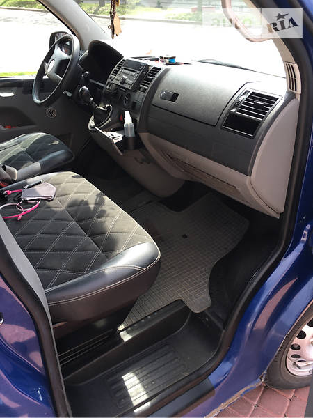 Мінівен Volkswagen Transporter 2004 в Івано-Франківську