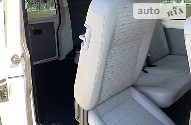 Вантажопасажирський фургон Volkswagen Transporter 2013 в 