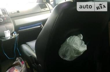  Volkswagen Transporter 2005 в 