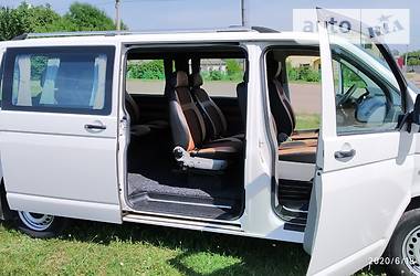 Мінівен Volkswagen Transporter 2010 в 