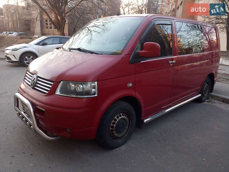 Минивэн Volkswagen Transporter 2004 в Киеве