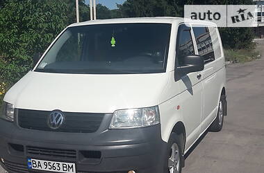 Грузопассажирский фургон Volkswagen Transporter 2006 в Кропивницком