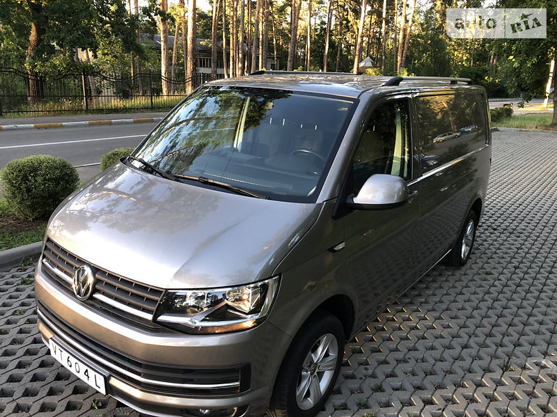 Вантажопасажирський фургон Volkswagen Transporter 2016 в Бучі