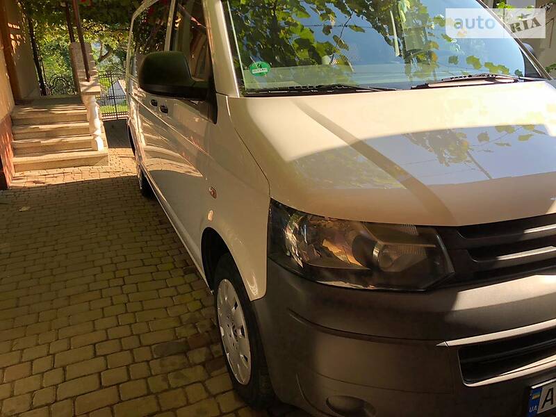 Volkswagen Transporter 2012 в Виноградове
