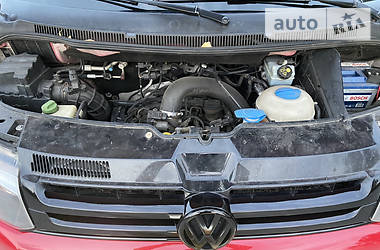 Минивэн Volkswagen Transporter 2015 в Волновахе