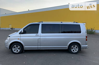 Минивэн Volkswagen Transporter 2006 в Волновахе