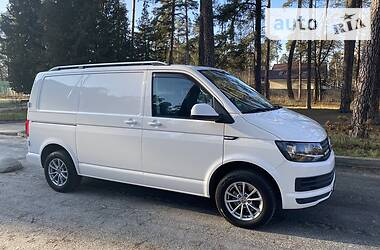 Грузопассажирский фургон Volkswagen Transporter 2016 в Буче