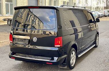 Минивэн Volkswagen Transporter 2012 в 