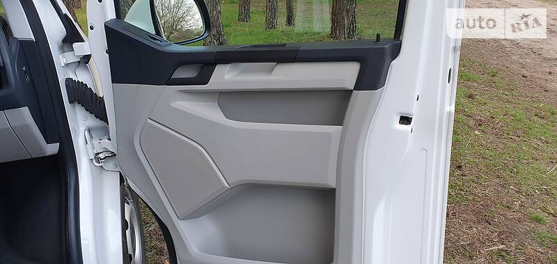 Минивэн Volkswagen Transporter 2016 в Кропивницком фото 48 Минивэн Volkswagen Transporter 2016 в Кропивницком