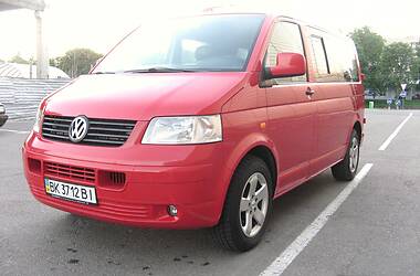 Минивэн Volkswagen Transporter 2004 в Ровно