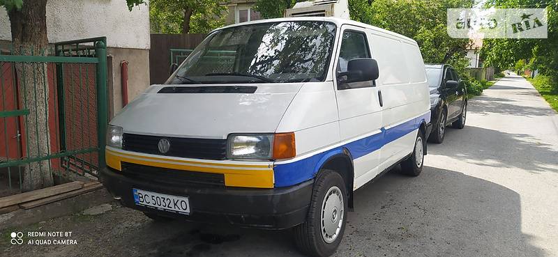 Вантажопасажирський фургон Volkswagen Transporter 1996 в Стрию