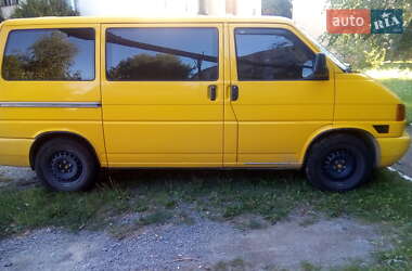 Минивэн Volkswagen Transporter 2000 в 