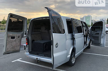 Минивэн Volkswagen Transporter 2005 в 