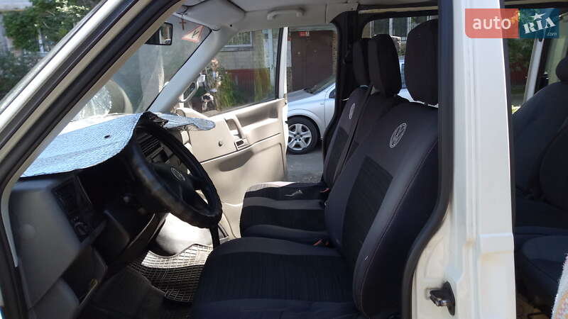 Минивэн Volkswagen Transporter 2001 в Киеве