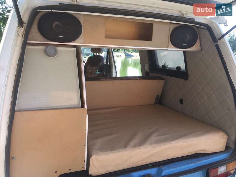 Будинок на колесах Volkswagen Transporter 1985 в Кропивницькому