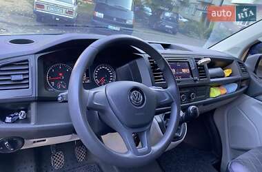 Универсал Volkswagen Transporter 2016 в Киеве