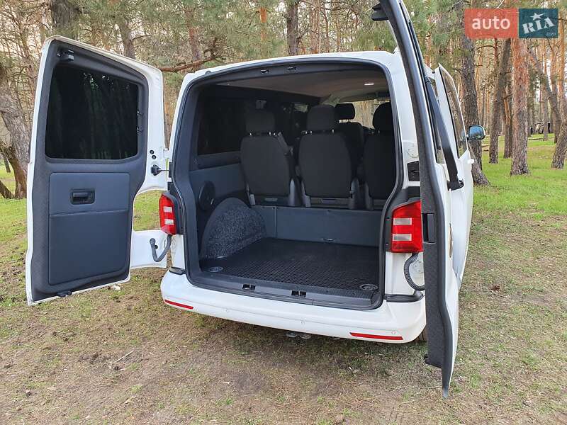 Минивэн Volkswagen Transporter 2016 в Кропивницком