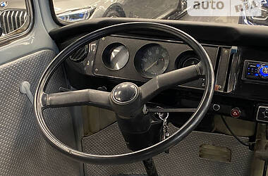 Минивэн Volkswagen Transporter 1977 в 