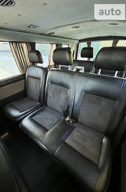 Минивэн Volkswagen Transporter 2010 в Ровно