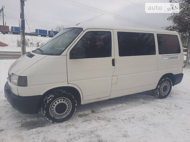 Универсал Volkswagen Transporter 1997 в Казатине