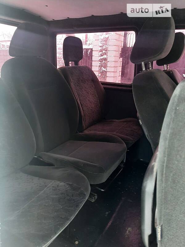 Универсал Volkswagen Transporter 1997 в Казатине