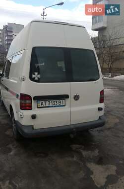 Минивэн Volkswagen Transporter 2005 в 