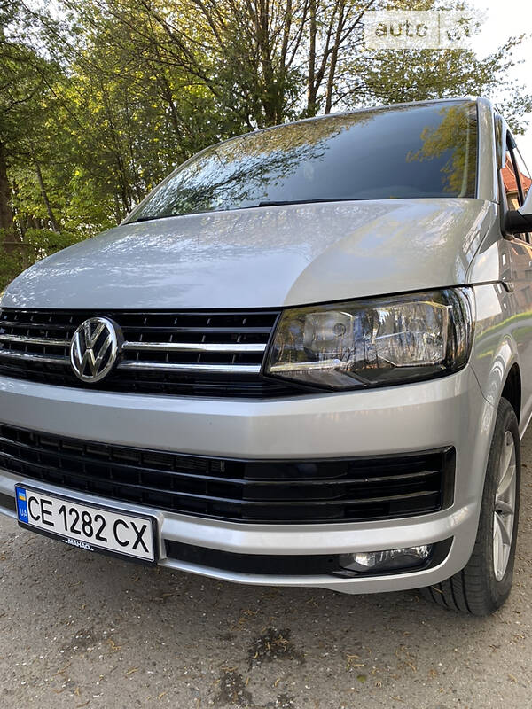 Универсал Volkswagen Transporter 2017 в Черновцах