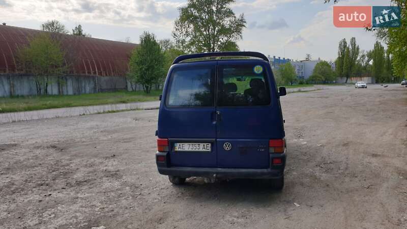 Минивэн Volkswagen Transporter 2002 в Днепре