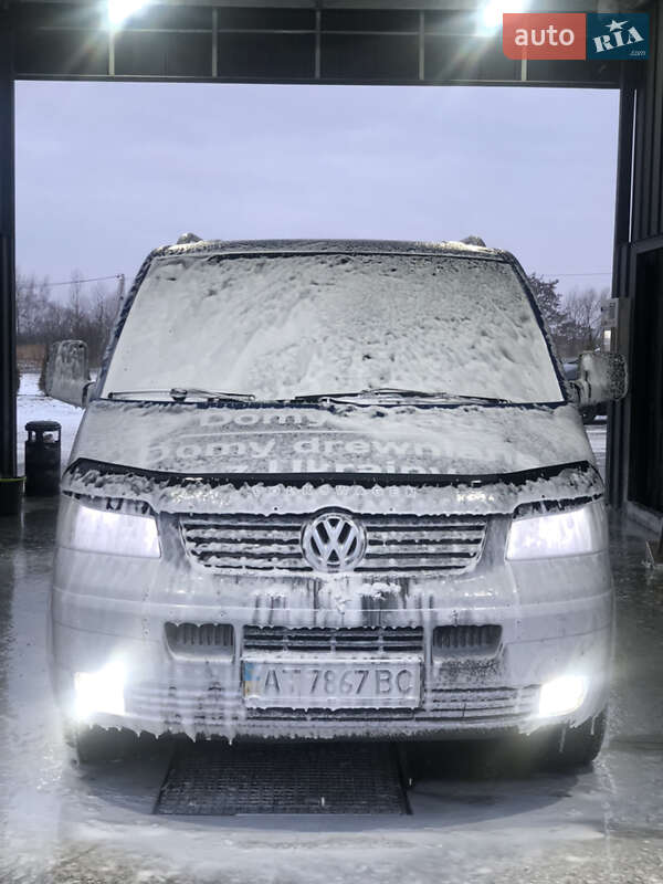 Минивэн Volkswagen Transporter 2006 в Верховине