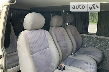 Минивэн Volkswagen Transporter 2003 в 