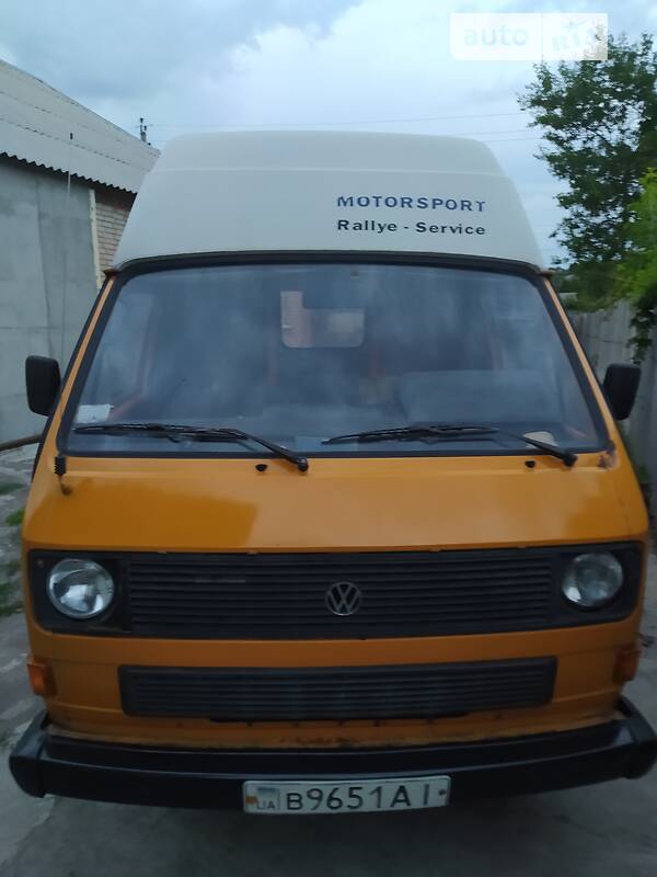 Минивэн Volkswagen Transporter 1981 в Славянске
