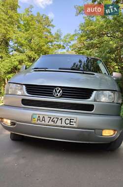 Седан Volkswagen Transporter 2000 в 
