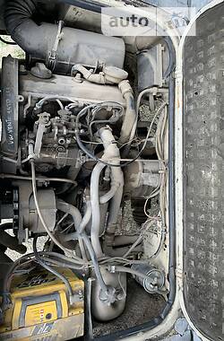 Минивэн Volkswagen Transporter 1990 в 