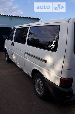Мінівен Volkswagen Transporter 2000 в 