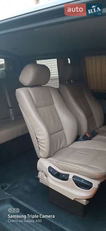 Минивэн Volkswagen Transporter 2010 в Николаеве