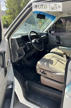 Минивэн Volkswagen Transporter 1998 в 