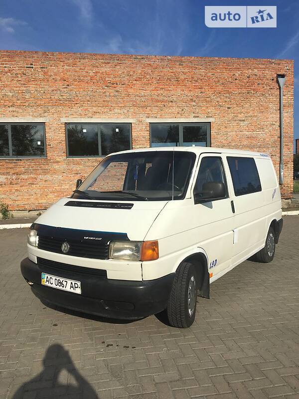 Минивэн Volkswagen Transporter 2001 в Любомле