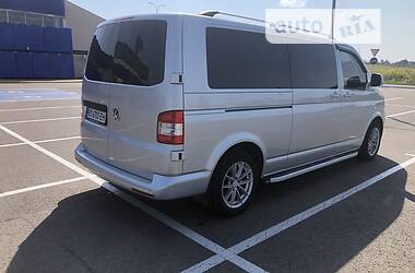 Минивэн Volkswagen Transporter 2014 в 