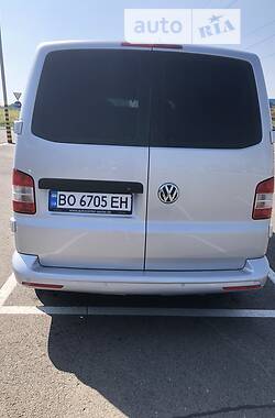 Минивэн Volkswagen Transporter 2014 в 