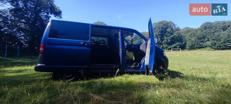 Минивэн Volkswagen Transporter 2006 в Славуте
