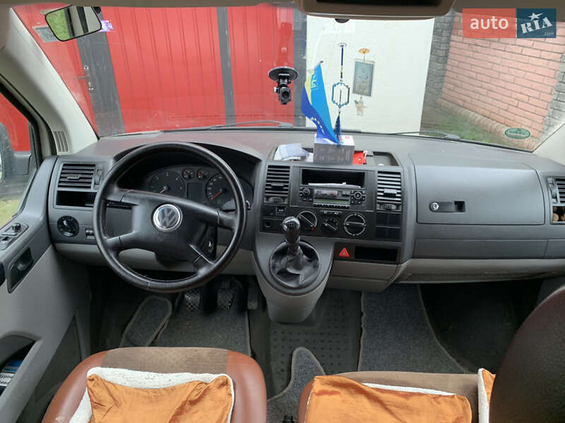 Минивэн Volkswagen Transporter 2006 в Городенке