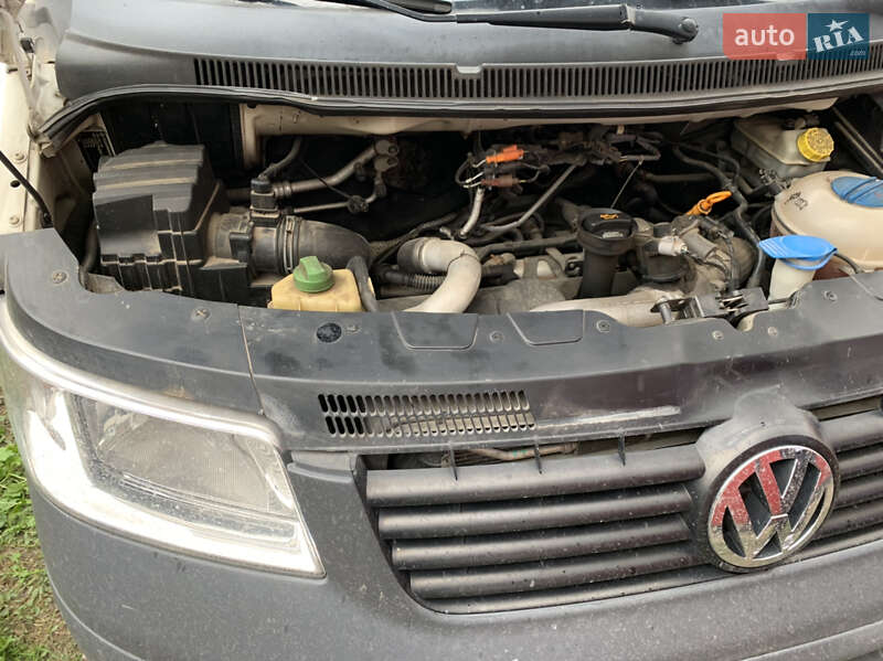 Минивэн Volkswagen Transporter 2006 в Городенке