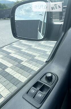 Минивэн Volkswagen Transporter 2006 в 