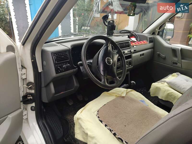 Мінівен Volkswagen Transporter 2003 в Тульчині
