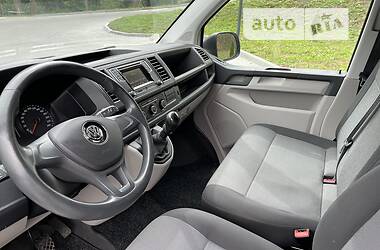Грузовой фургон Volkswagen Transporter 2017 в 