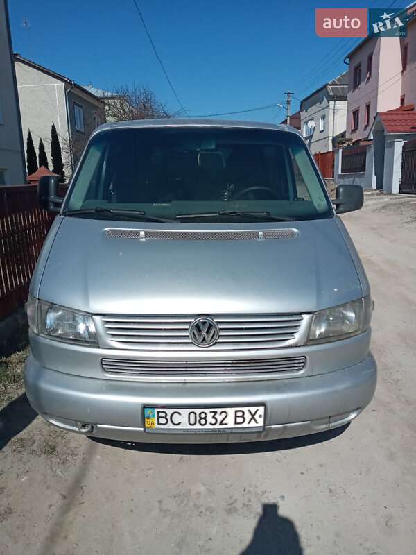 Минивэн Volkswagen Transporter 2000 в Львове