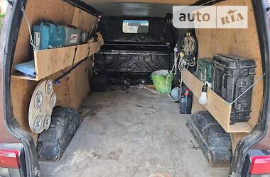 Вантажний фургон Volkswagen Transporter 1999 в 
