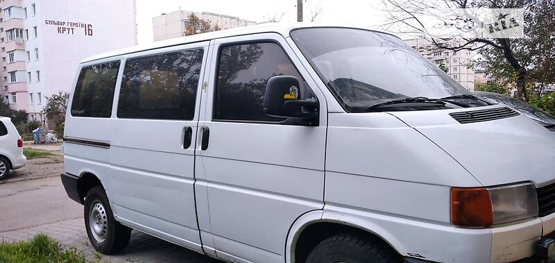 Минивэн Volkswagen Transporter 1994 в Черновцах