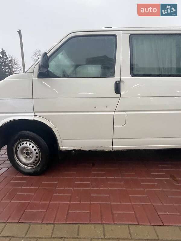 Минивэн Volkswagen Transporter 2003 в Ровно